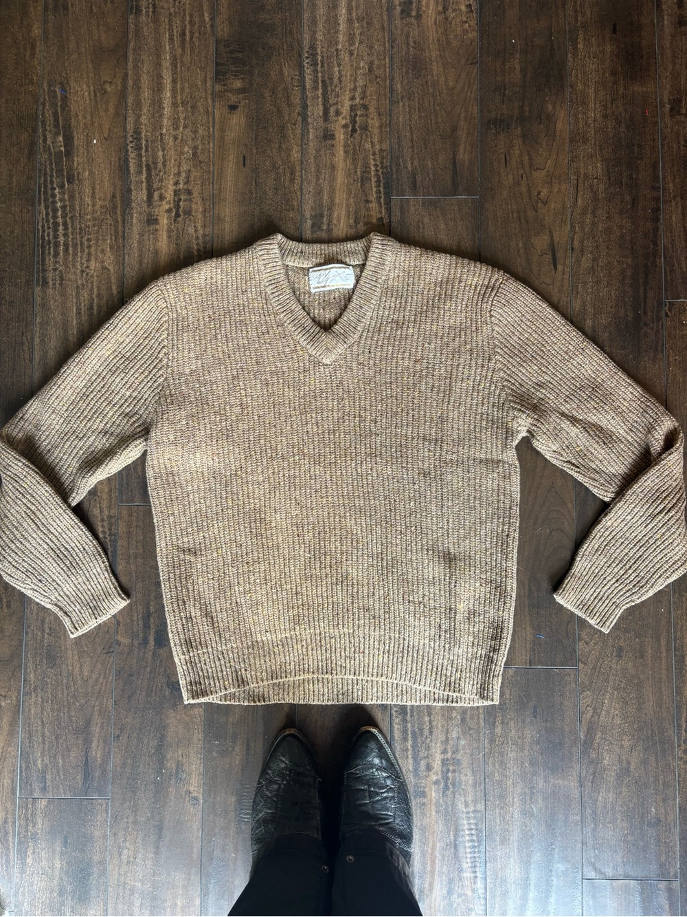 70s Sears Men's V-Neck Tan Ribbed Sweater